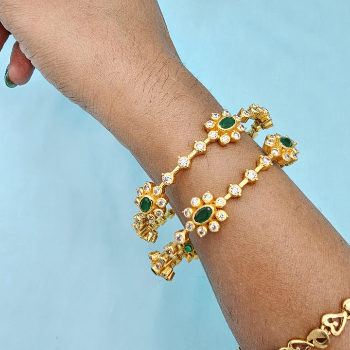 2.6 Silver emerald bangles