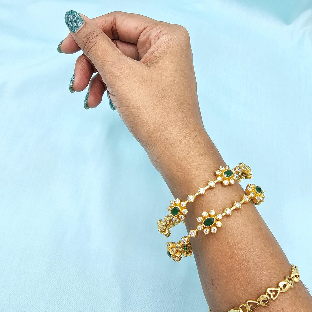 2.6 Silver emerald bangles