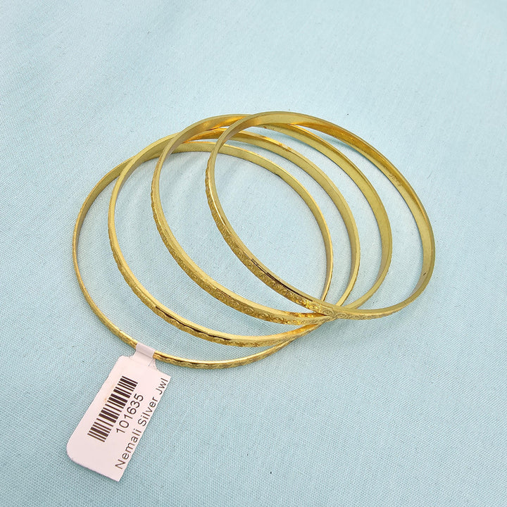 2.6 sz Set of 4 bangles