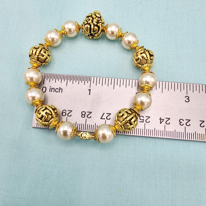 2.4 92.5 Silver Pearl bangles,