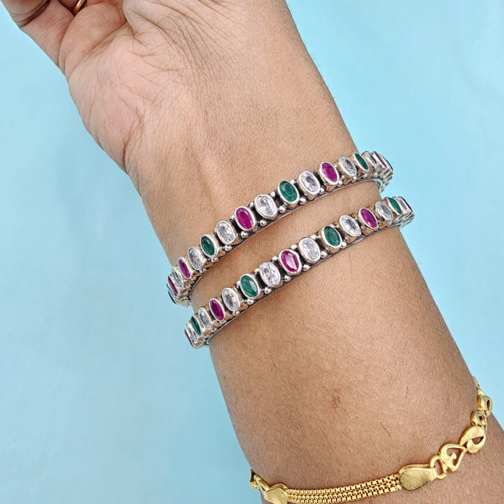 2.6 92.5 silver Oxidized bangles