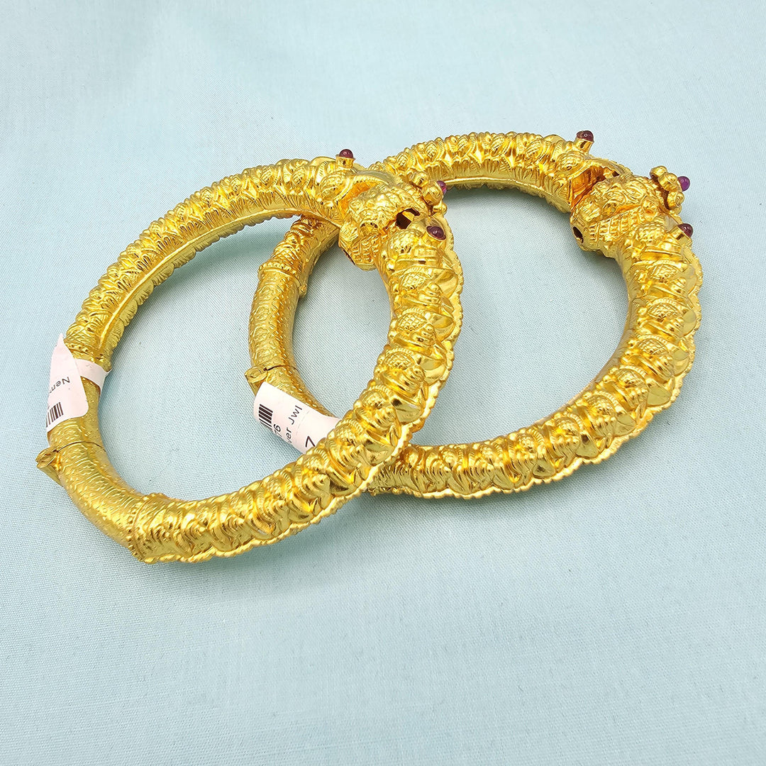 2.10 sz Mens Khankanam