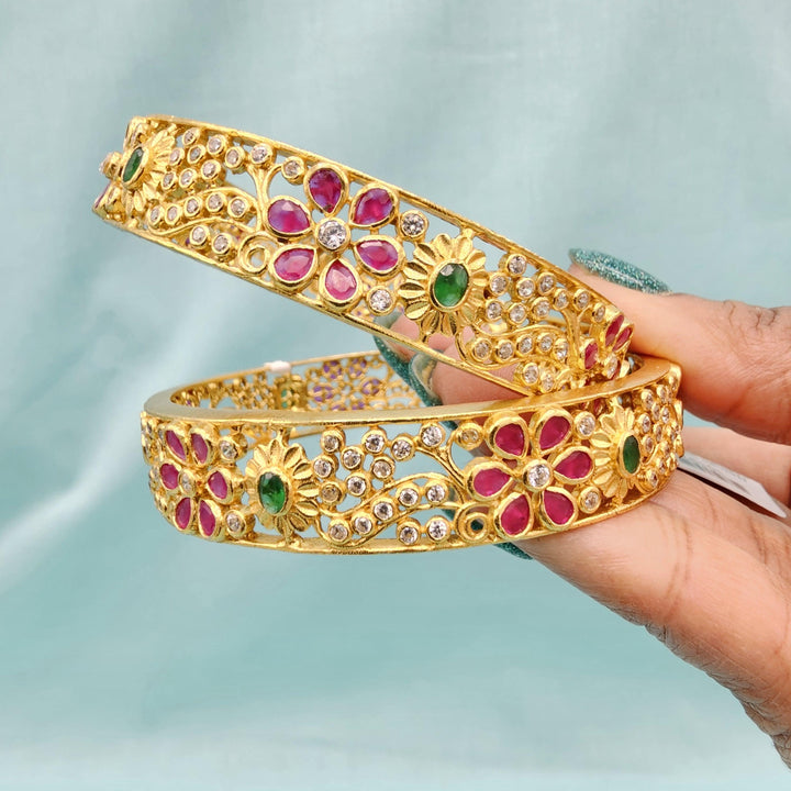 2.6 Silver Nakshi bangles
