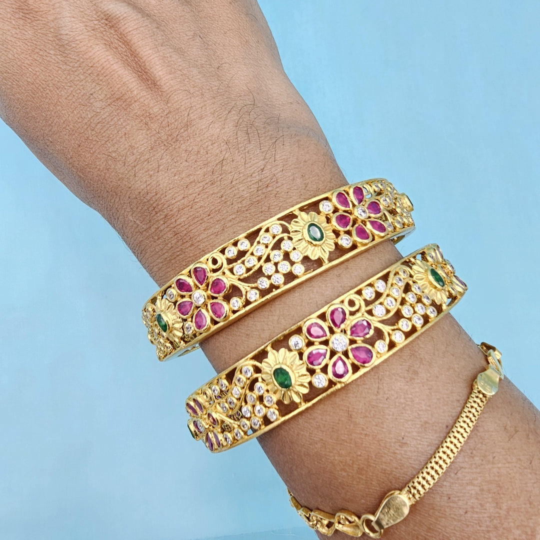 2.6 Silver Nakshi bangles