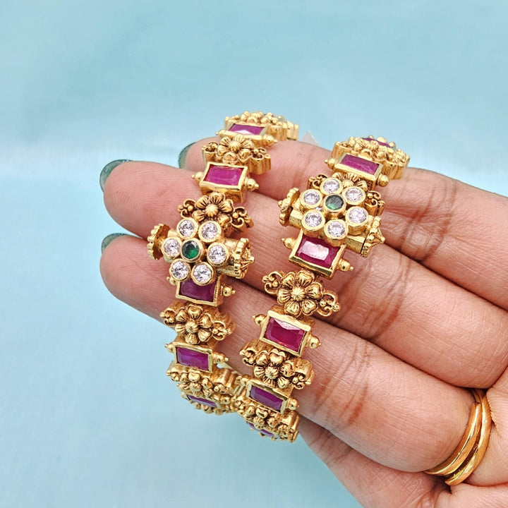 2.2 Ruby nakshi bangles