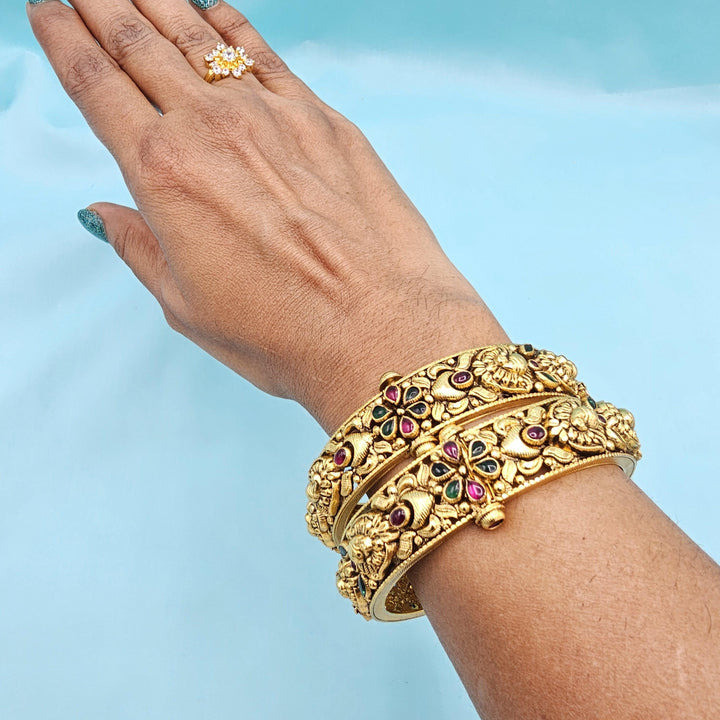 2.6 Silver Nakshi bangles