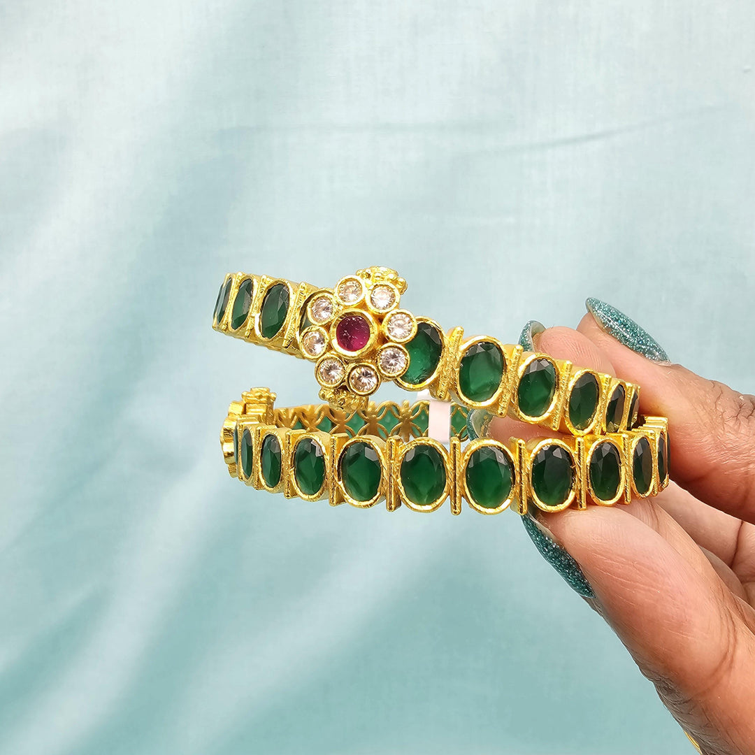 Silver Emerald Screw bangles