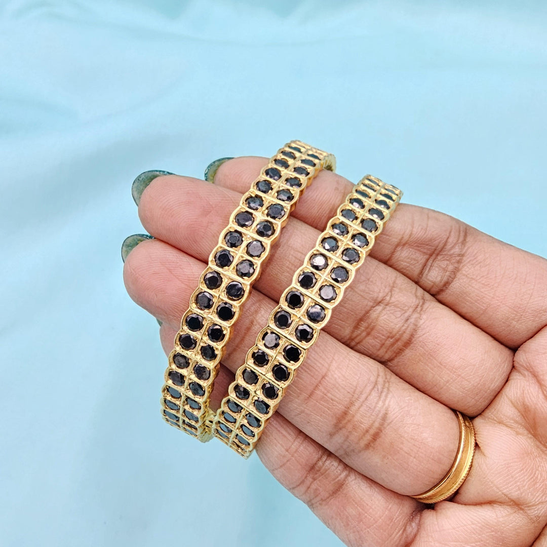 2.6 black Stone bangles