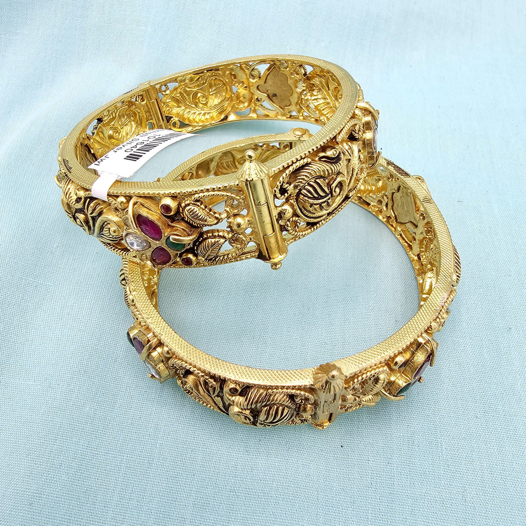 2.6 Silver Kundan nakshi