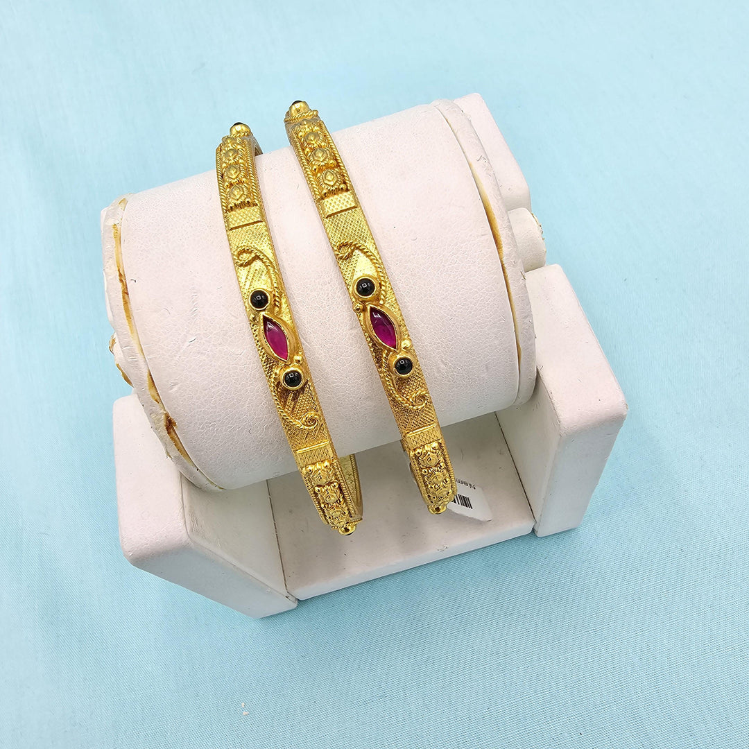 2.8 Silver bangles