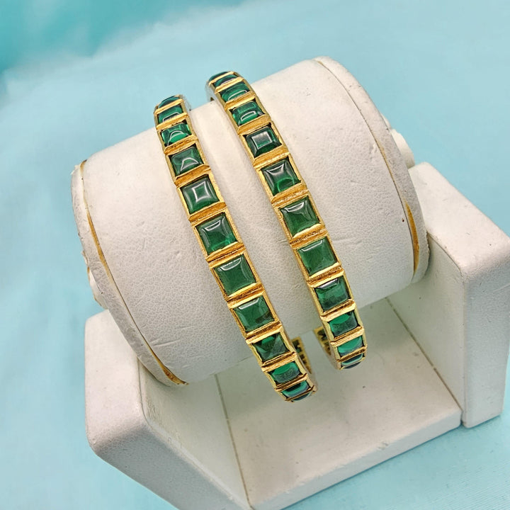 2.6,2.8 Silver Emerald bangles