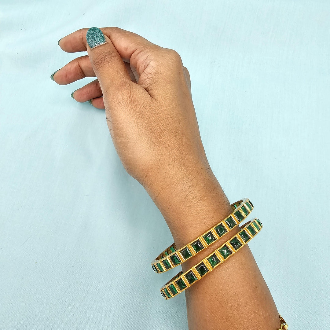 2.6,2.8 Silver Emerald bangles