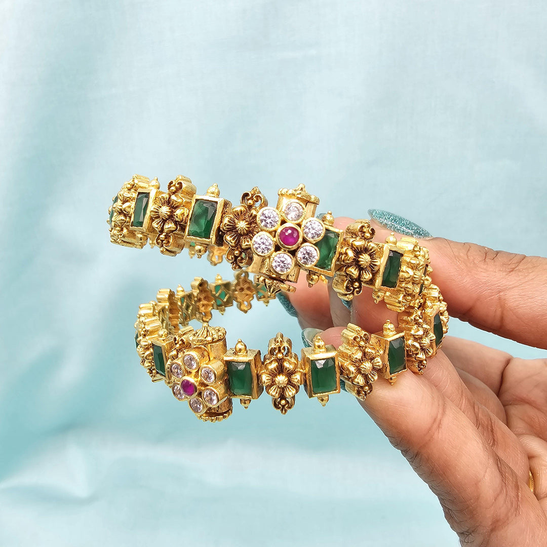 2.4 Sz Emerald nakshi bangles