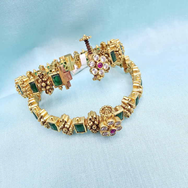 2.4 Sz Emerald nakshi bangles