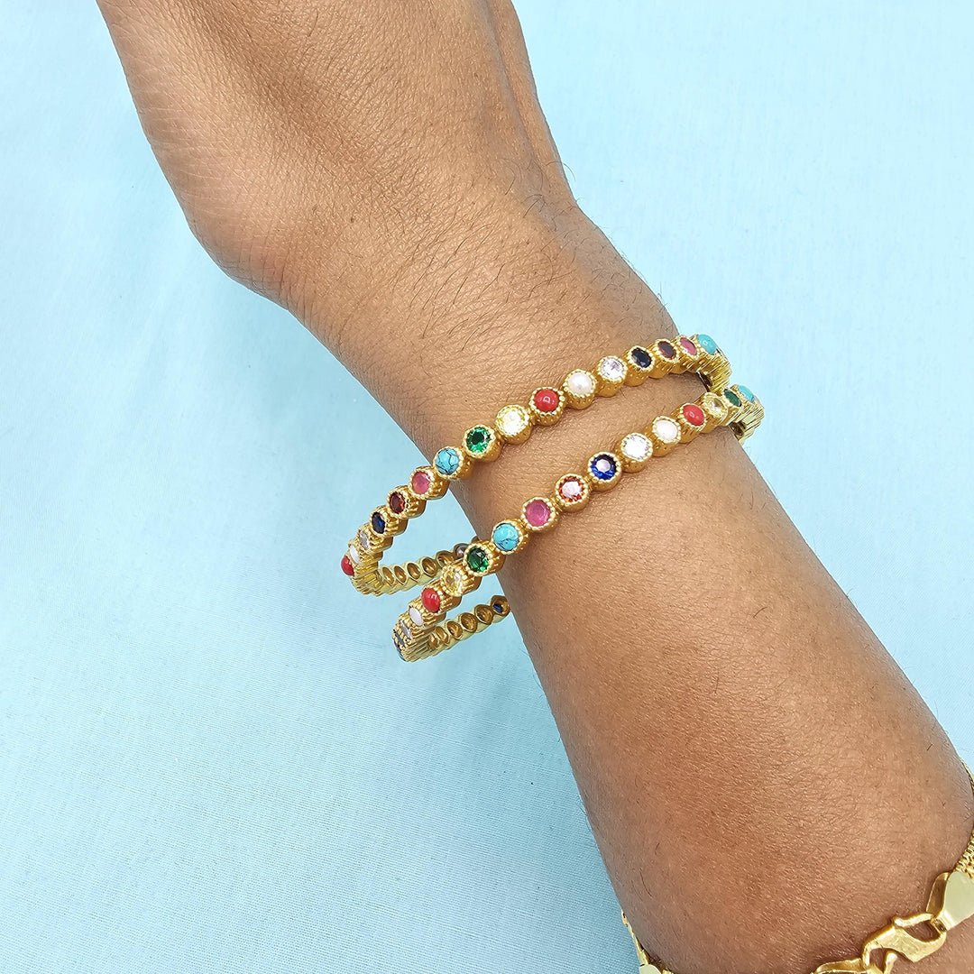 2.4 Mutli color bangles