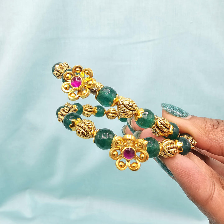 2.8 Openable green beads