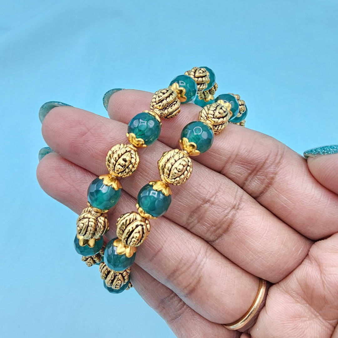 2.8 Openable green beads