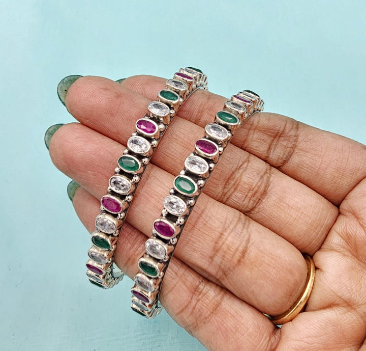 2.6 92.5 silver Oxidized bangles