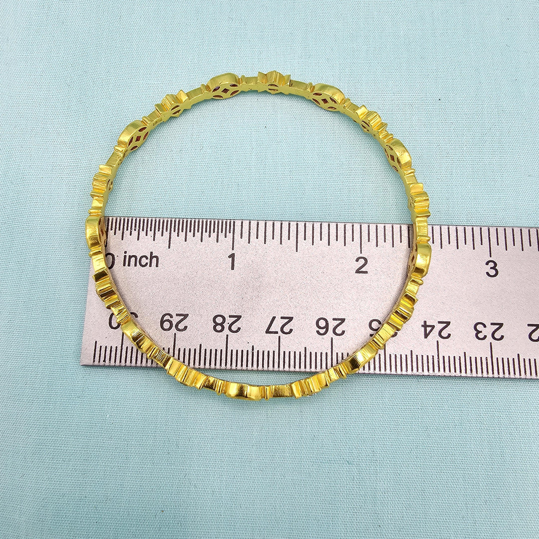 2.8 silver Pink stone bangles